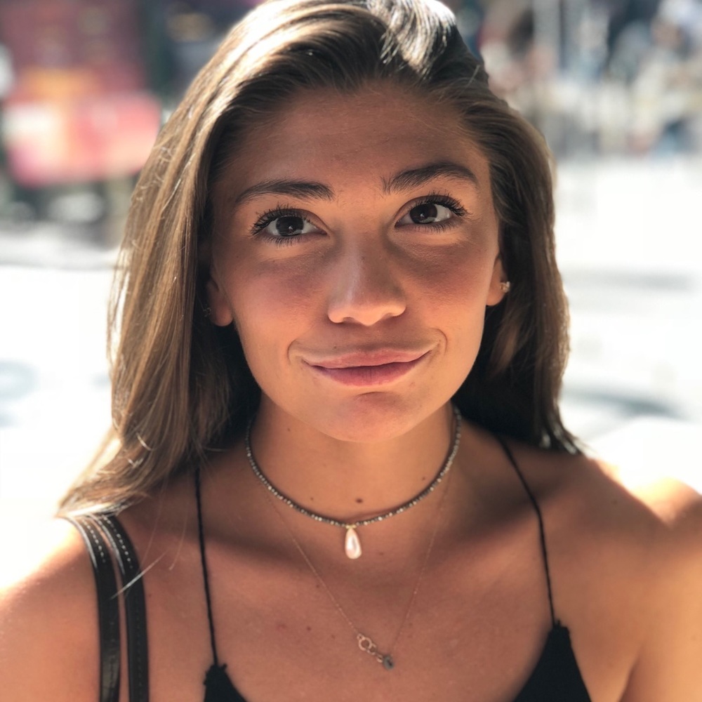 Meet your Posher, Alexandra